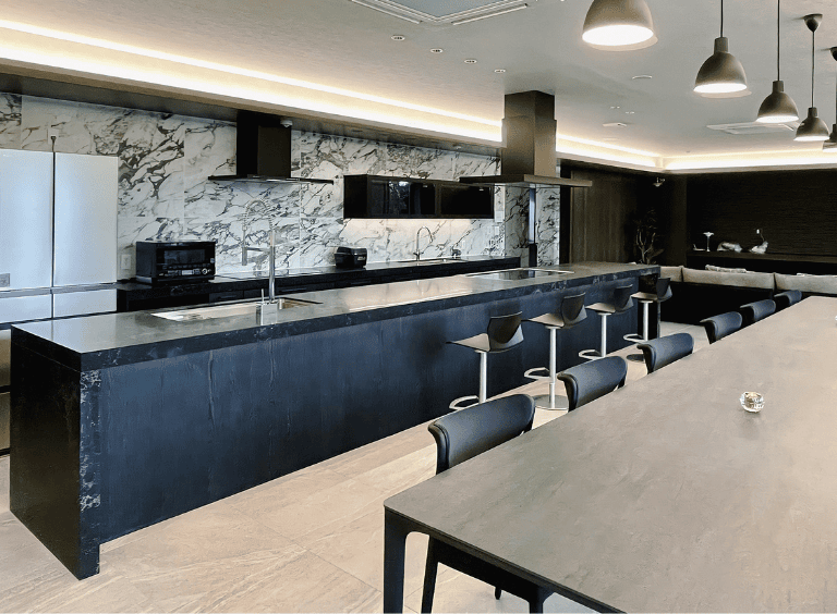 クチーナキッチン_NERO施工事例