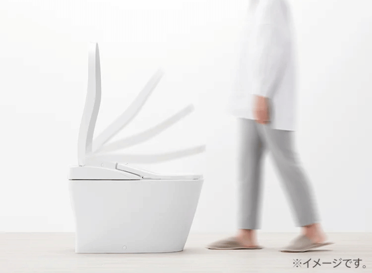 TOTOトイレ_オート開閉