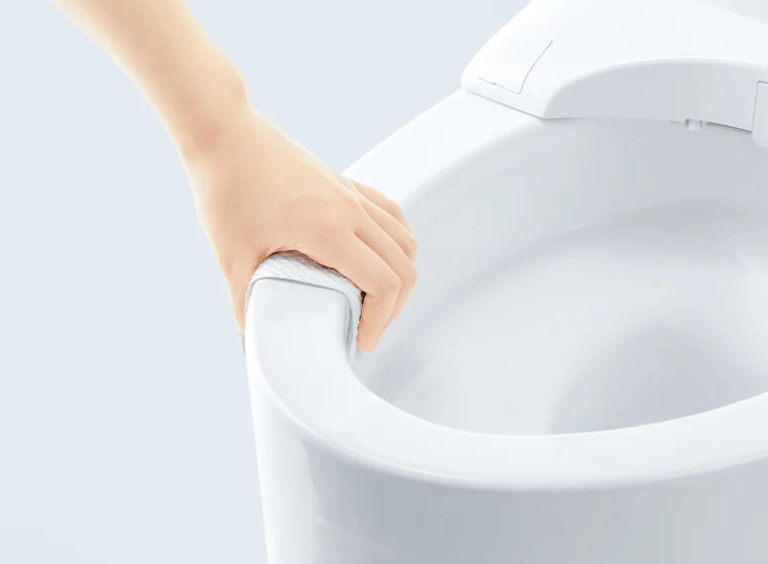 TOTOトイレ_フチなし形状