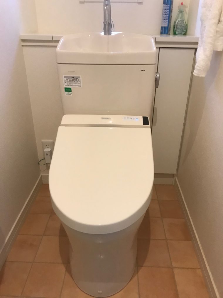 株式会社イースマイル神戸市_トイレリフォーム施工事例