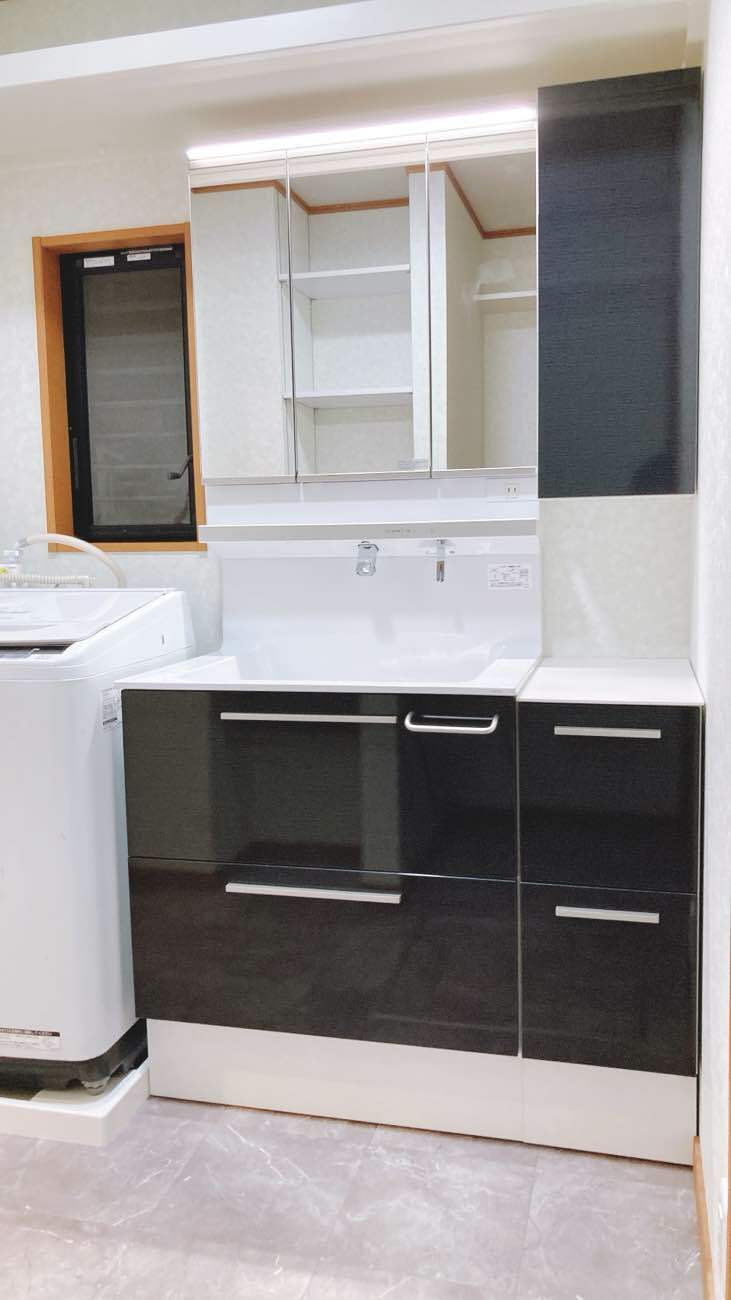 株式会社クラベス_脱衣所リフォーム施工事例